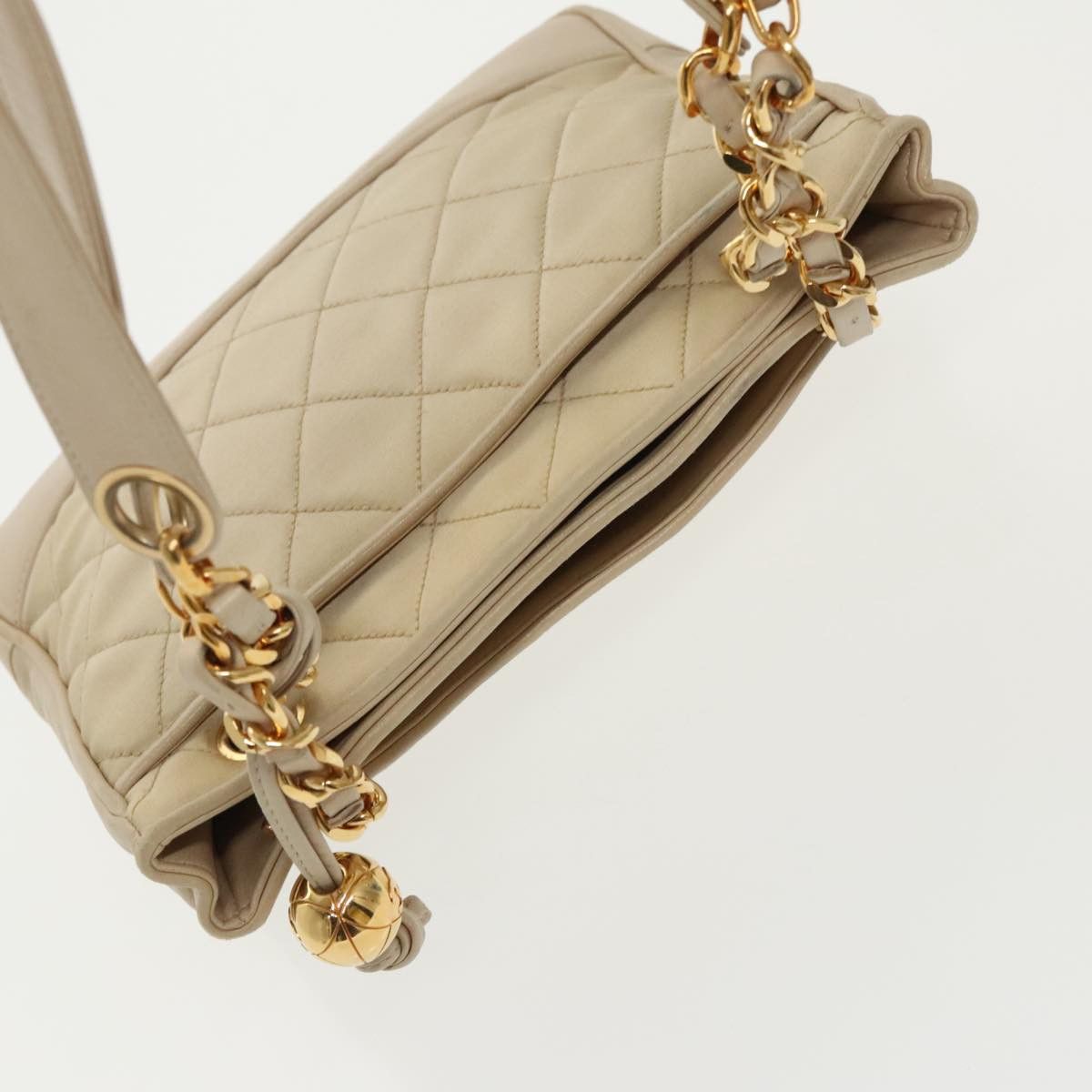 Chanel Quilted Beige Synthetic Shoulder Bag (Pre-Owned) Size ONE SIZE - 7 Thumbnail