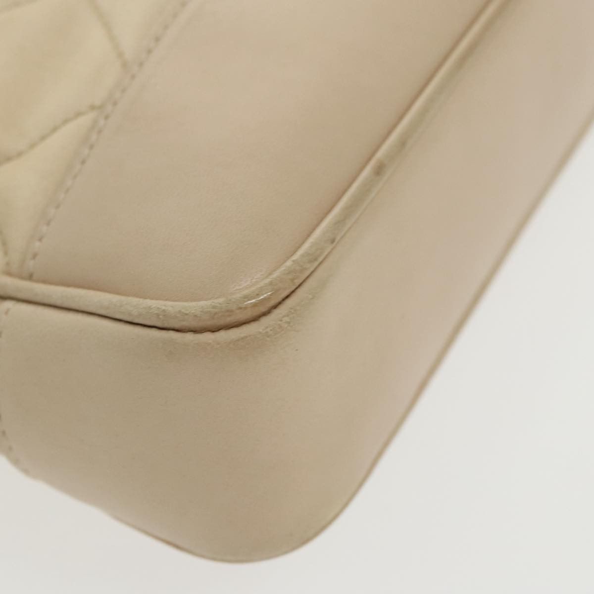 Chanel Quilted Beige Synthetic Shoulder Bag (Pre-Owned) Size ONE SIZE - 6 Thumbnail