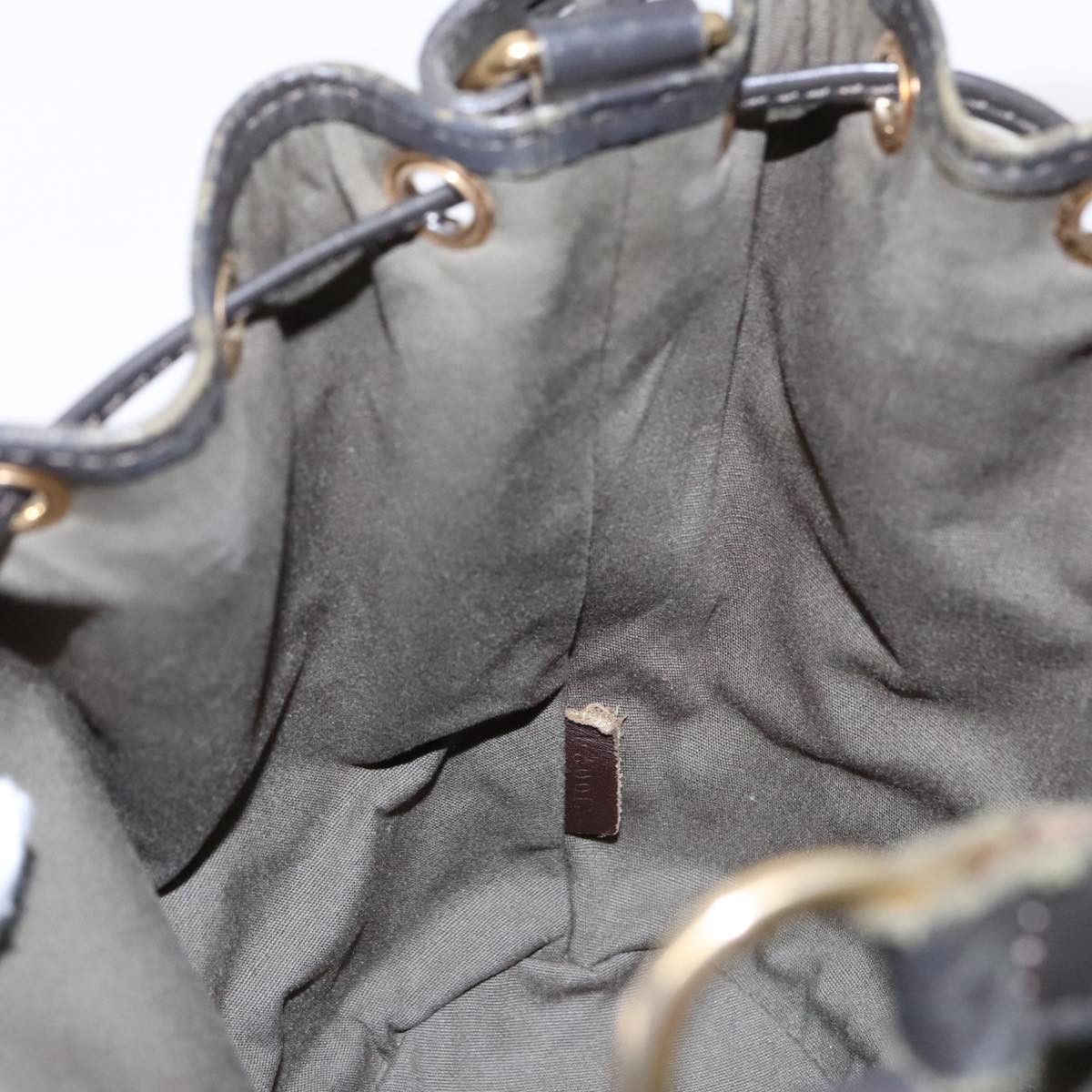 Louis Vuitton Noelie Khaki Canvas Shoulder Bag (Pre-Owned) Size ONE SIZE - 20 Thumbnail