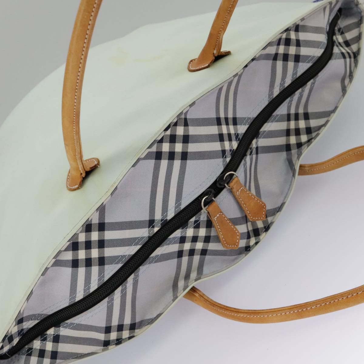 Burberry Blue Synthetic Tote Bag (Pre-Owned) Size ONE SIZE - 8 Thumbnail