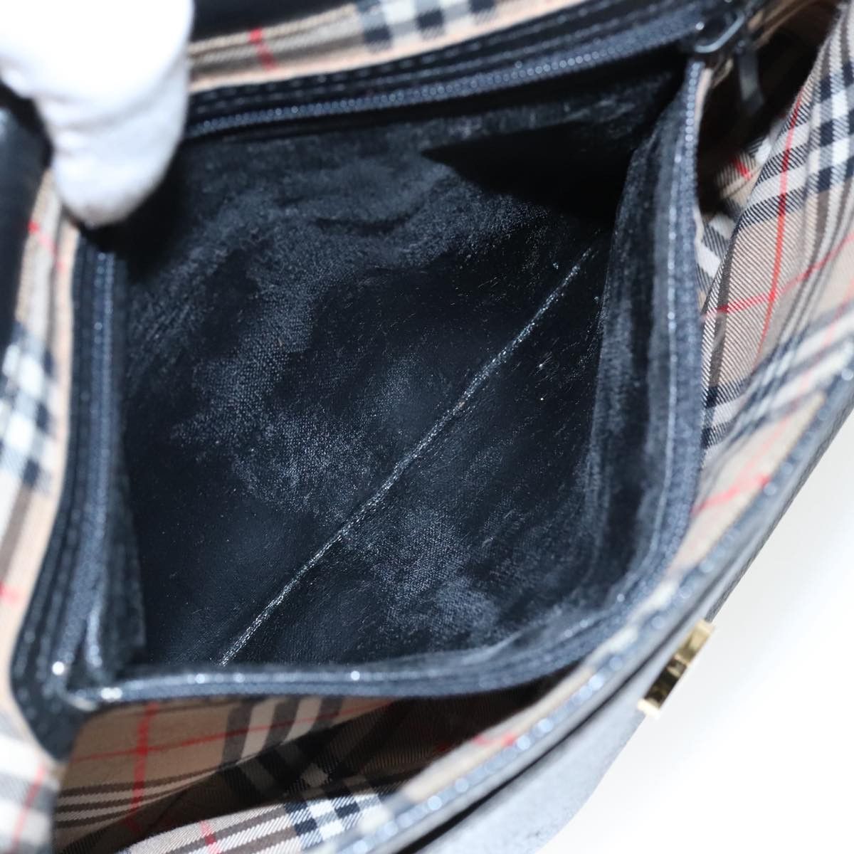 Burberry Black Leather Shoulder Bag (Pre-Owned) Size ONE SIZE - 18 Thumbnail