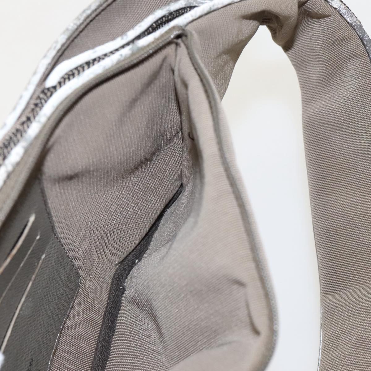 Louis Vuitton Geant Khaki Canvas Shoulder Bag (Pre-Owned) Size ONE SIZE - 6 Thumbnail