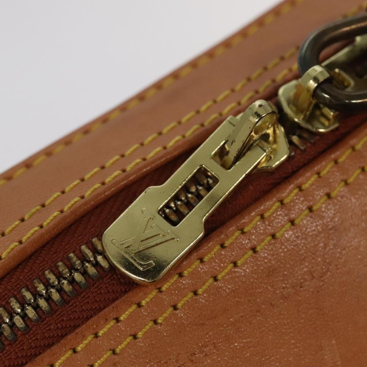 Louis Vuitton Reporter Beige Leather Shoulder Bag (Pre-Owned) Size ONE SIZE - 18 Thumbnail