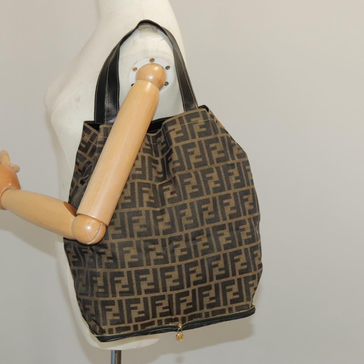 Fendi Brown Canvas Tote Bag (Pre-Owned) Size ONE SIZE - 13 Thumbnail