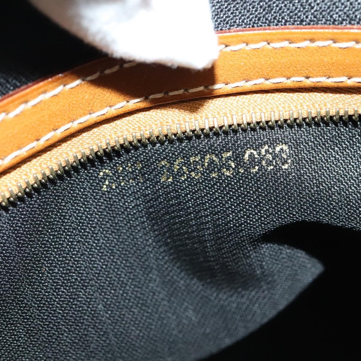 Fendi Pequin Brown Canvas Travel Bag (Pre-Owned) Size ONE SIZE - 16 Thumbnail