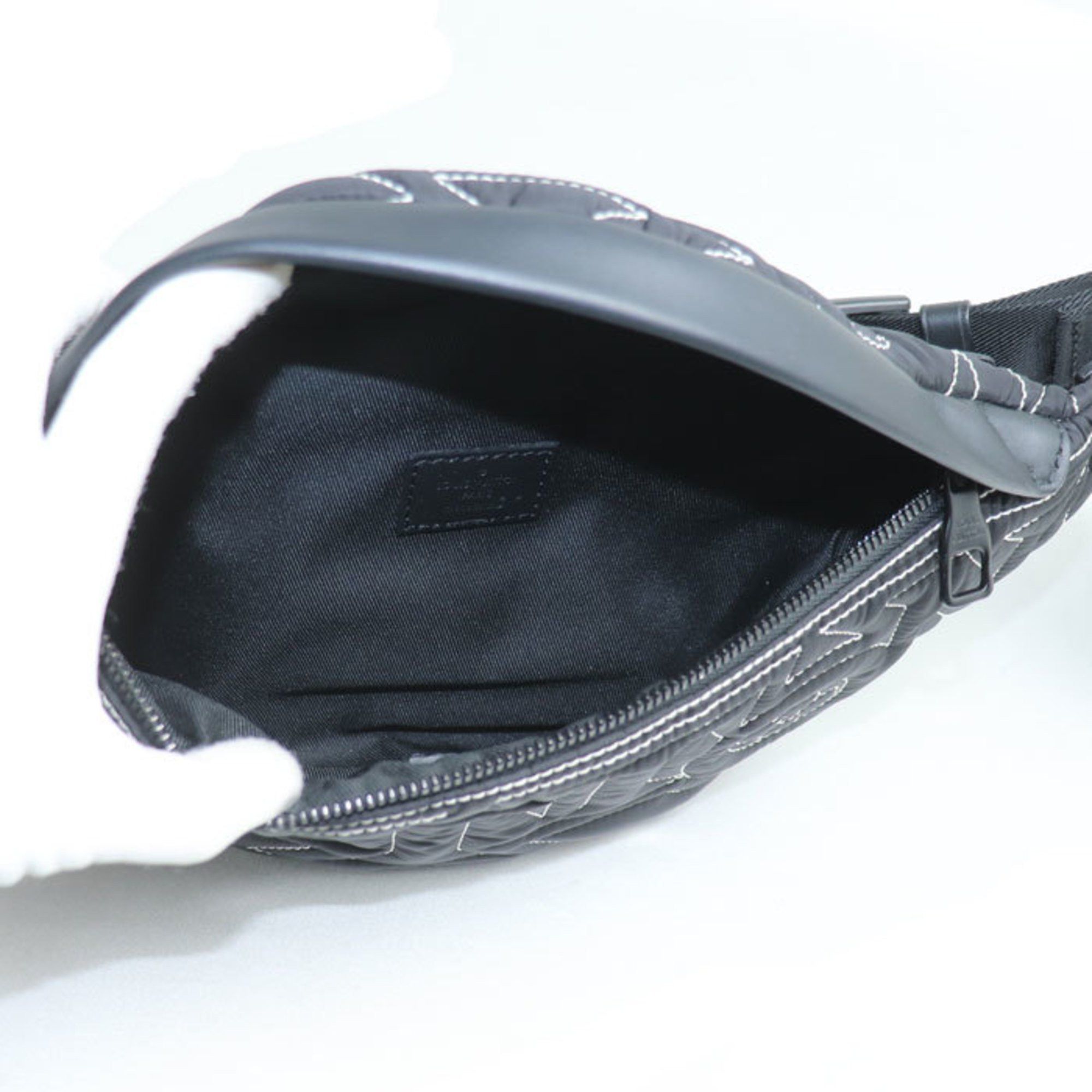 Louis Vuitton Louis Vuitton LV Snow Discovery Bum Bag PM Body Black M21427 IC Chip Men's Size ONE SIZE - 3 Thumbnail