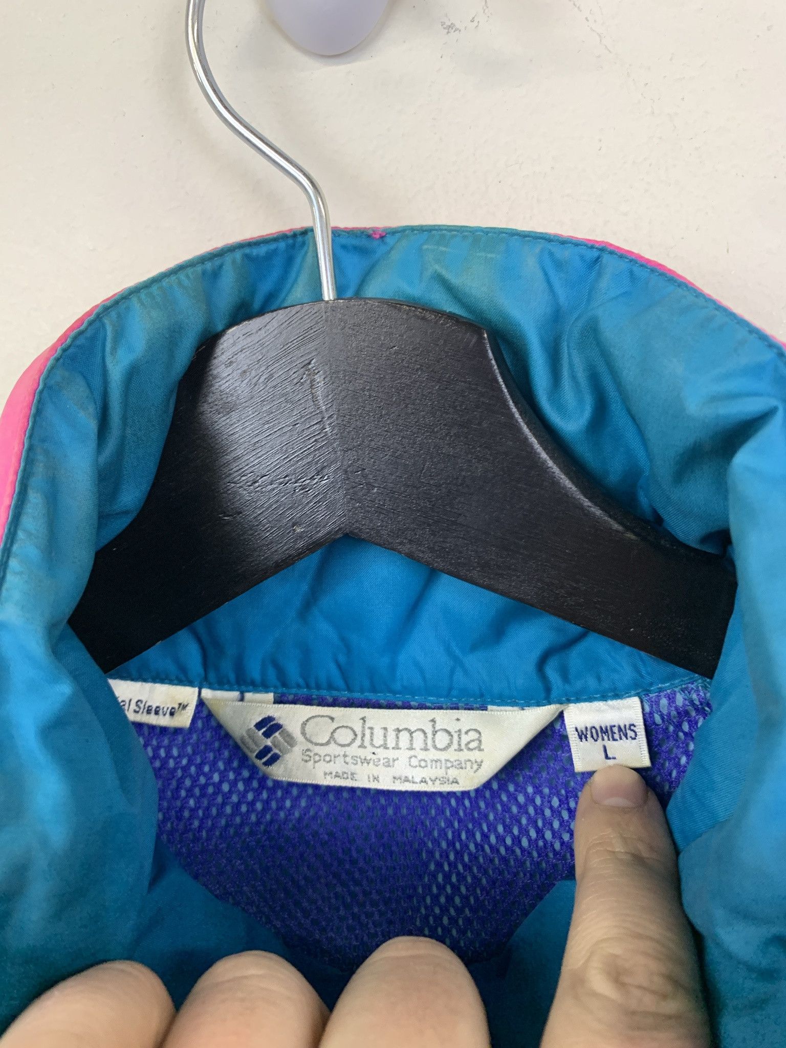 The North Face × Vintage Vintage Jacket 1990s Jacket Caolumbia Blue and Pink Windbreaker Jacket Size S Size US S / EU 44-46 / 1 - 2 Thumbnail