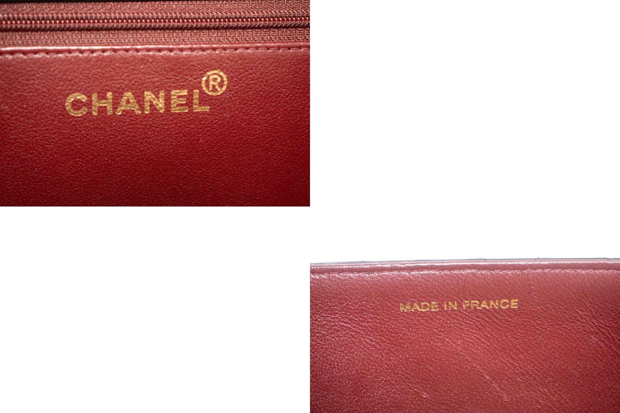 Chanel Black Leather Shoulder Bag (Pre-Owned) Size ONE SIZE - 8 Thumbnail