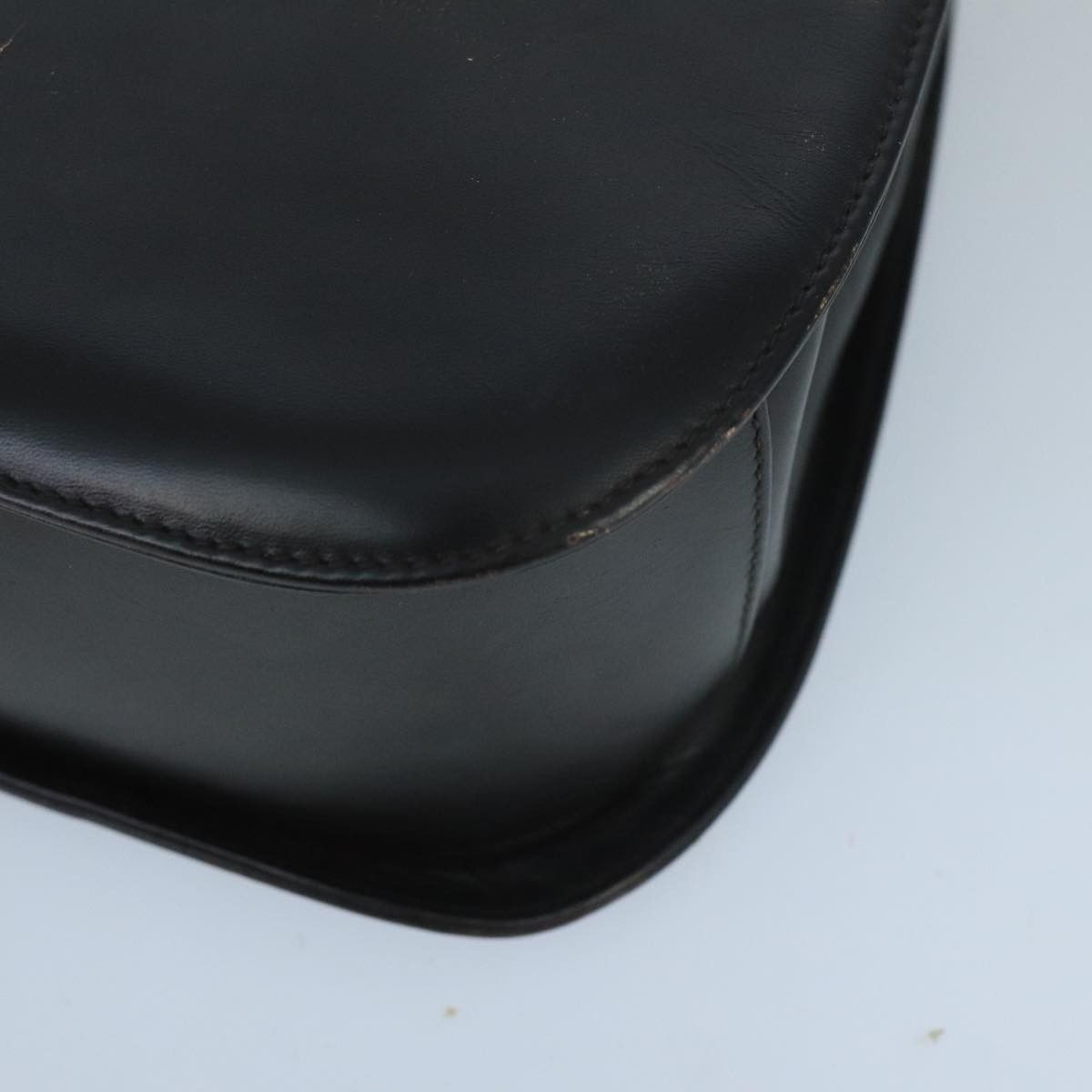 Salvatore Ferragamo Gancini Black Leather Handbag (Pre-Owned) Size ONE SIZE - 10 Thumbnail