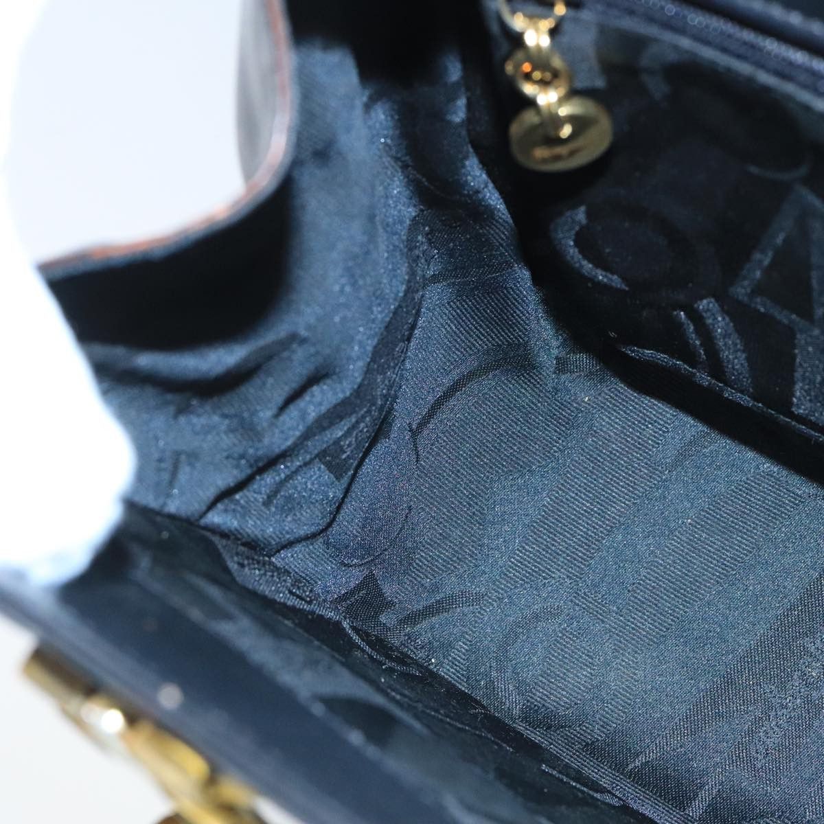 Salvatore Ferragamo Gancini Black Leather Handbag (Pre-Owned) Size ONE SIZE - 13 Thumbnail