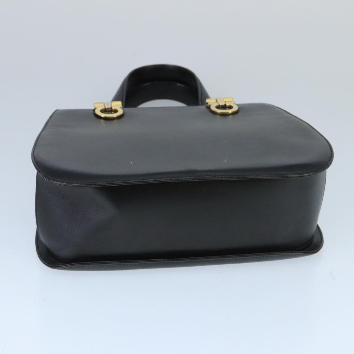 Salvatore Ferragamo Gancini Black Leather Handbag (Pre-Owned) Size ONE SIZE - 7 Thumbnail