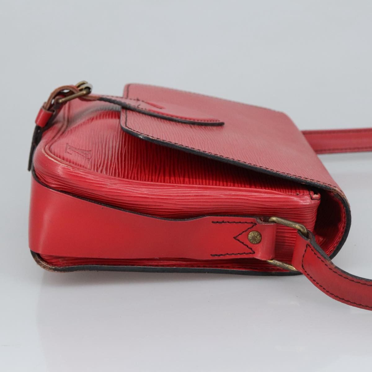 Louis Vuitton Cartouchiere Red Leather Shoulder Bag (Pre-Owned) Size ONE SIZE - 3 Thumbnail