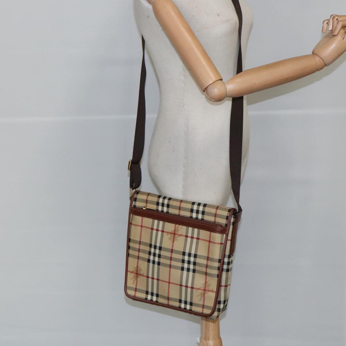 Burberry Nova Check Beige Canvas Shoulder Bag (Pre-Owned) Size ONE SIZE - 18 Thumbnail