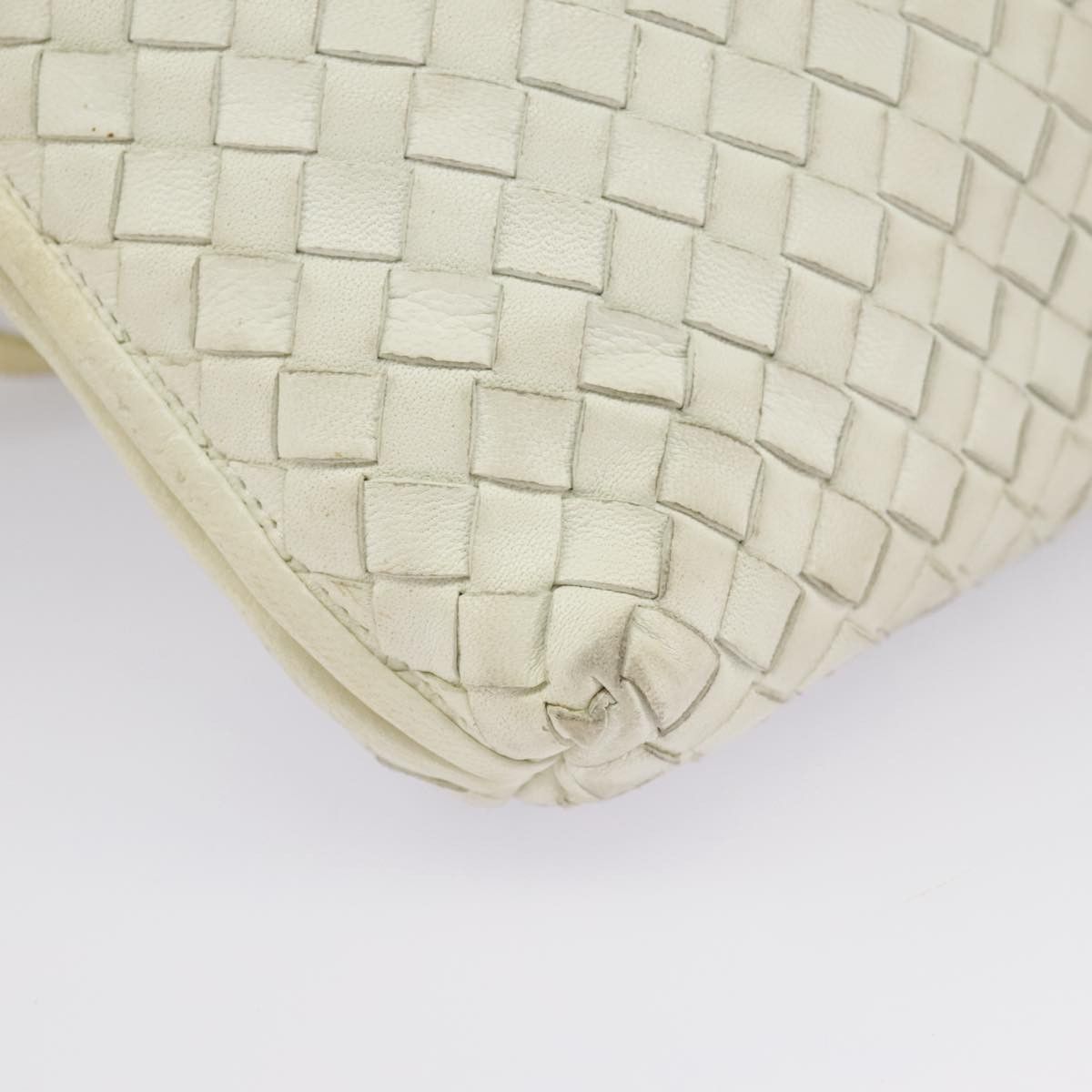 Bottega Veneta Intrecciato White Leather Shoulder Bag (Pre-Owned) Size ONE SIZE - 6 Thumbnail