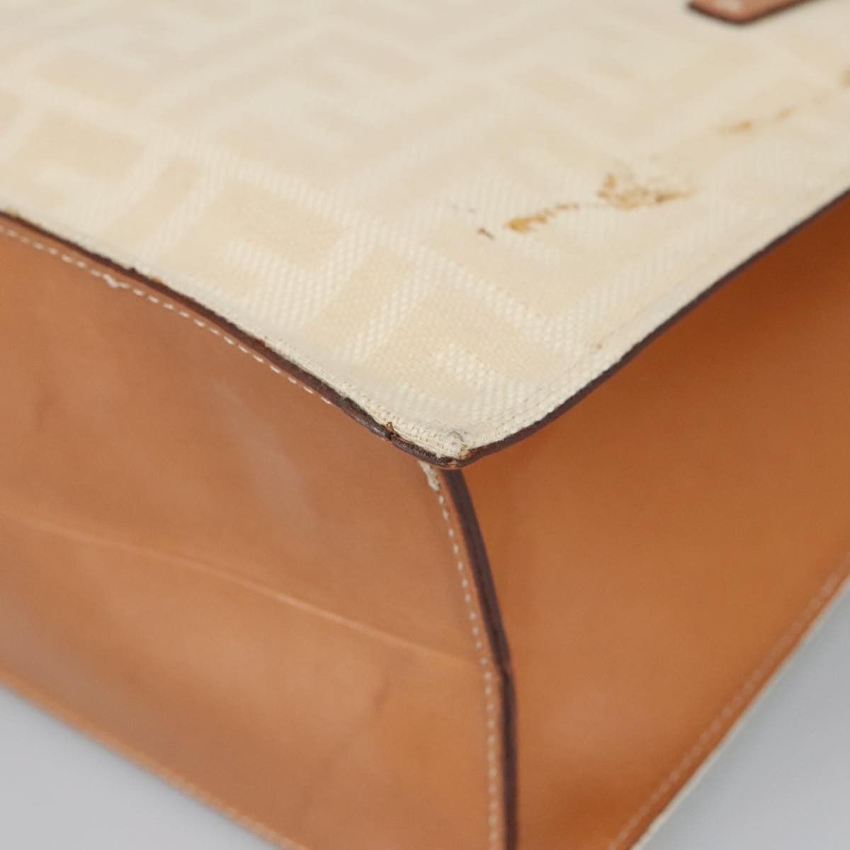 Fendi White Canvas Tote Bag (Pre-Owned) Size ONE SIZE - 6 Thumbnail