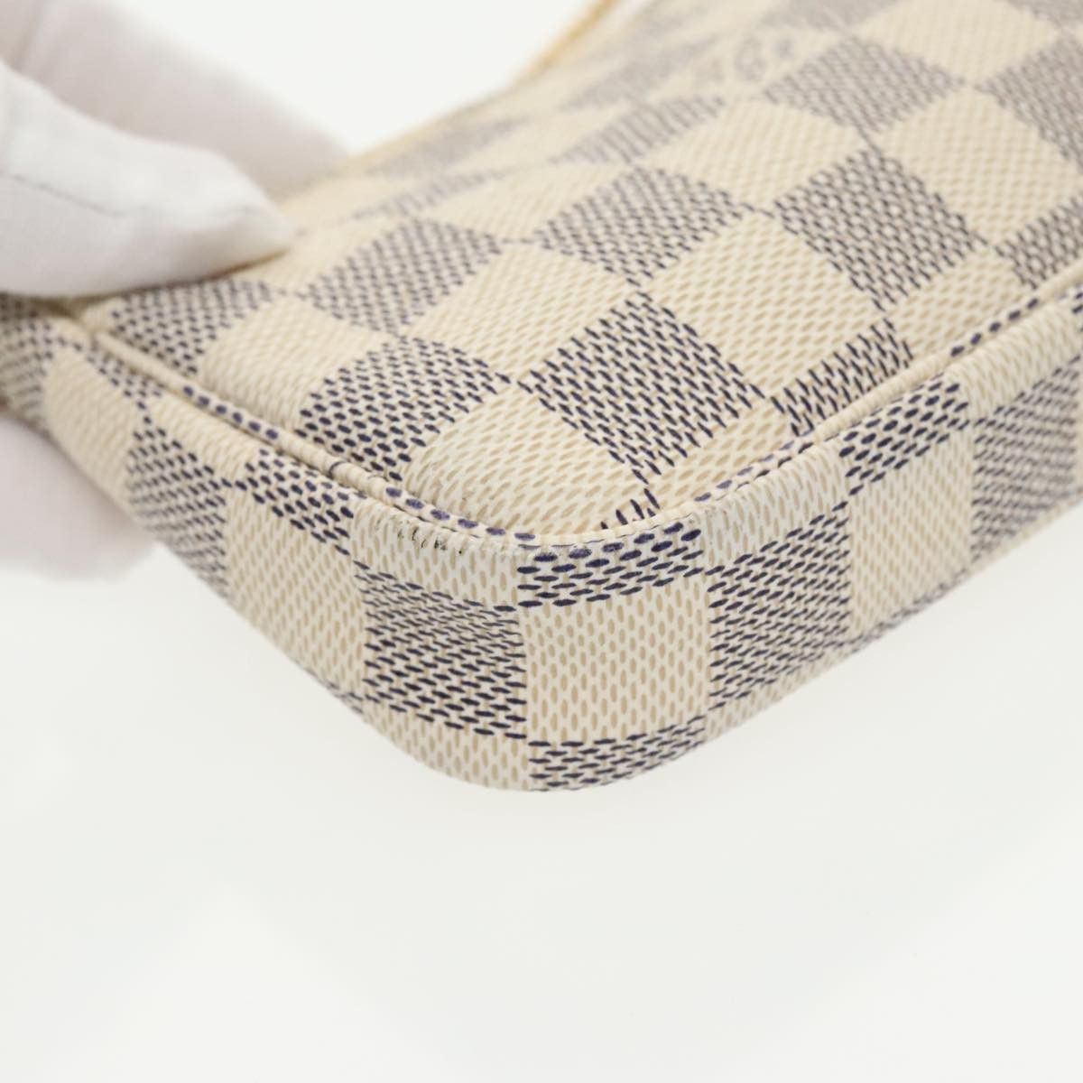 Louis Vuitton Pochette Accessoire Grey Canvas Handbag (Pre-Owned) Size ONE SIZE - 16 Thumbnail