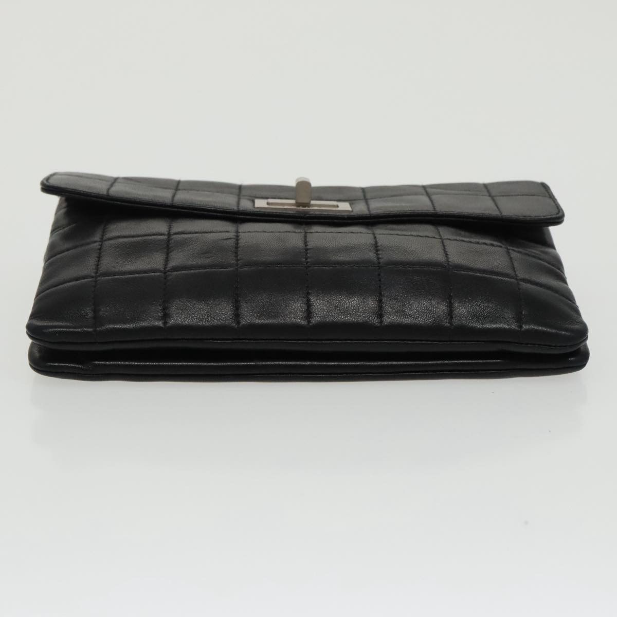 Chanel 2,55 Black Leather Clutch Bag (Pre-Owned) Size ONE SIZE - 4 Thumbnail