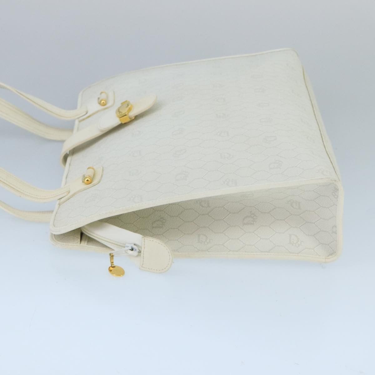 Dior Honeycomb White Canvas Shoulder Bag (Pre-Owned) Size ONE SIZE - 4 Thumbnail