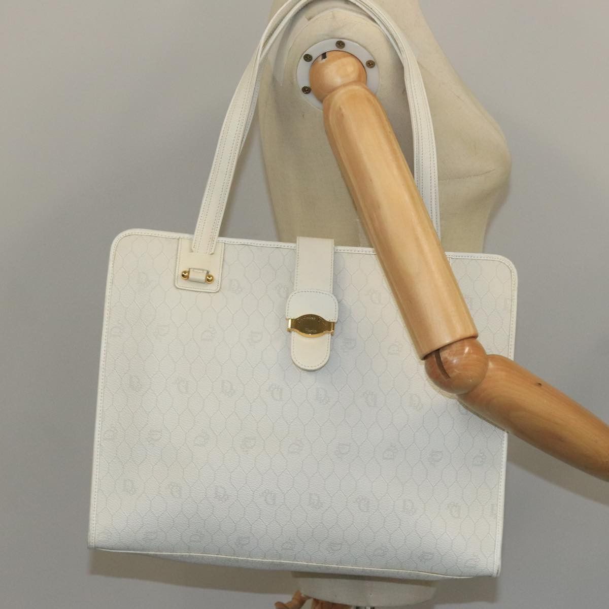 Dior Honeycomb White Canvas Shoulder Bag (Pre-Owned) Size ONE SIZE - 15 Thumbnail