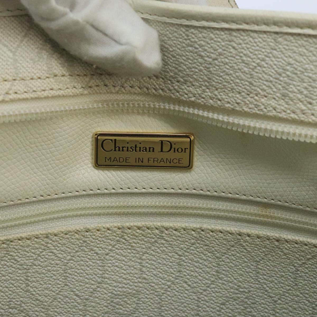 Dior Honeycomb White Canvas Shoulder Bag (Pre-Owned) Size ONE SIZE - 14 Thumbnail