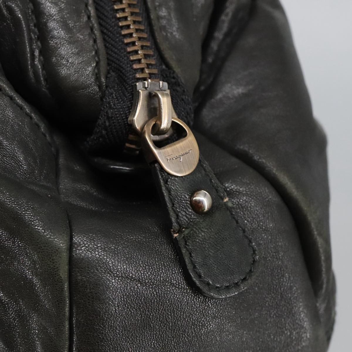 Salvatore Ferragamo Gancini Black Leather Handbag (Pre-Owned) Size ONE SIZE - 12 Thumbnail