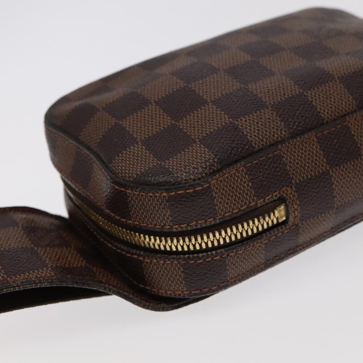 Louis Vuitton Geronimos Brown Canvas Shoulder Bag (Pre-Owned) Size ONE SIZE - 18 Thumbnail