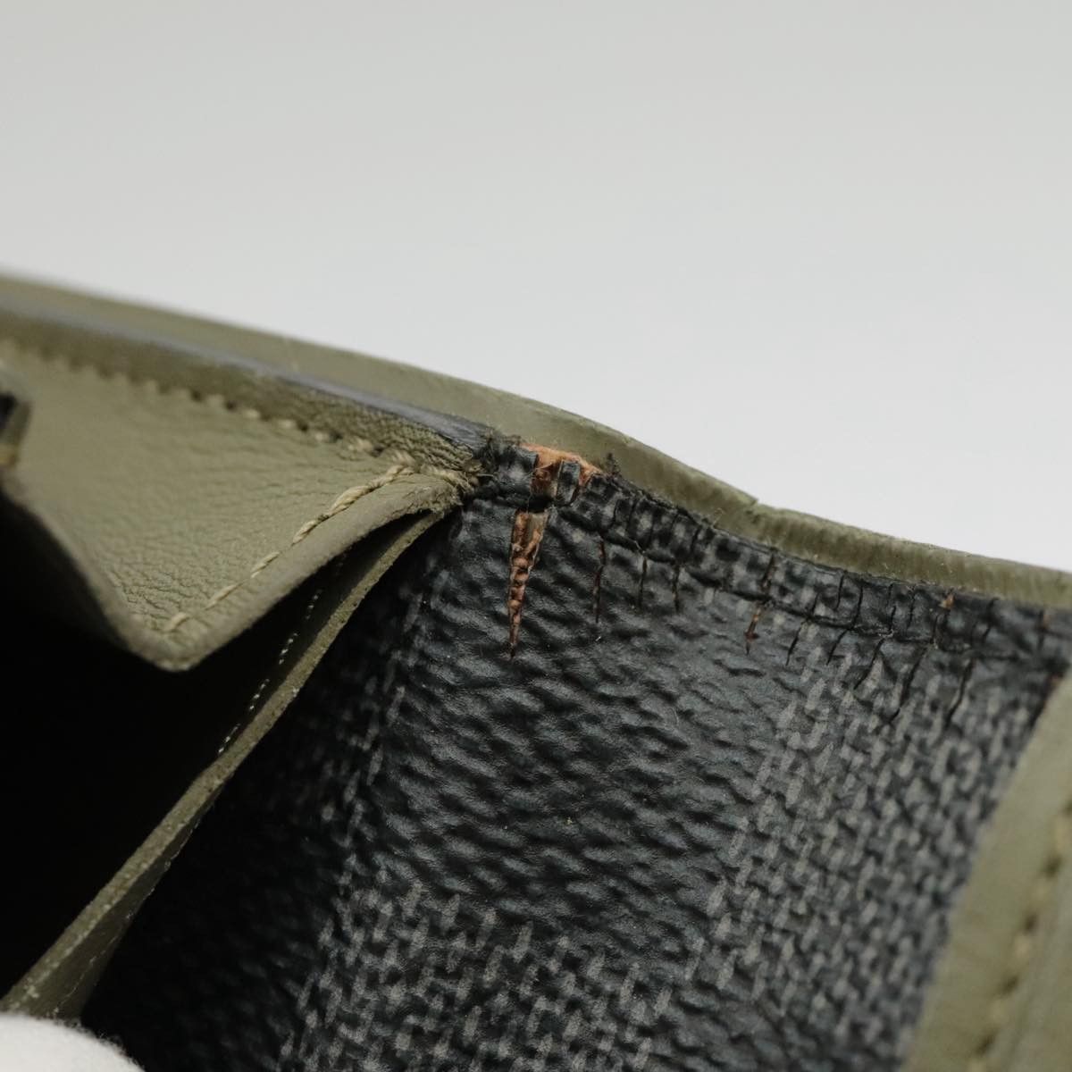 Louis Vuitton Brazza Black Canvas Wallet (Pre-Owned) Size ONE SIZE - 9 Thumbnail