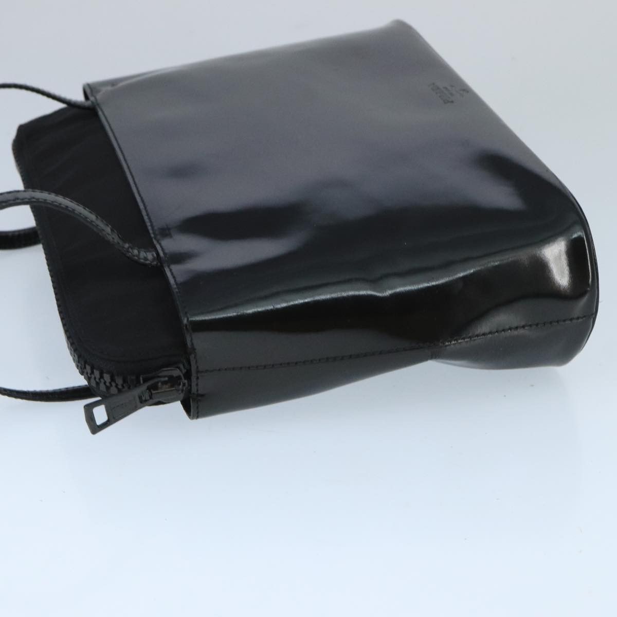 Prada Black Leather Handbag (Pre-Owned) Size ONE SIZE - 12 Thumbnail