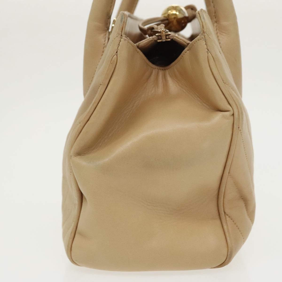 Chanel V-Stich Beige Leather Handbag (Pre-Owned) Size ONE SIZE - 4 Thumbnail