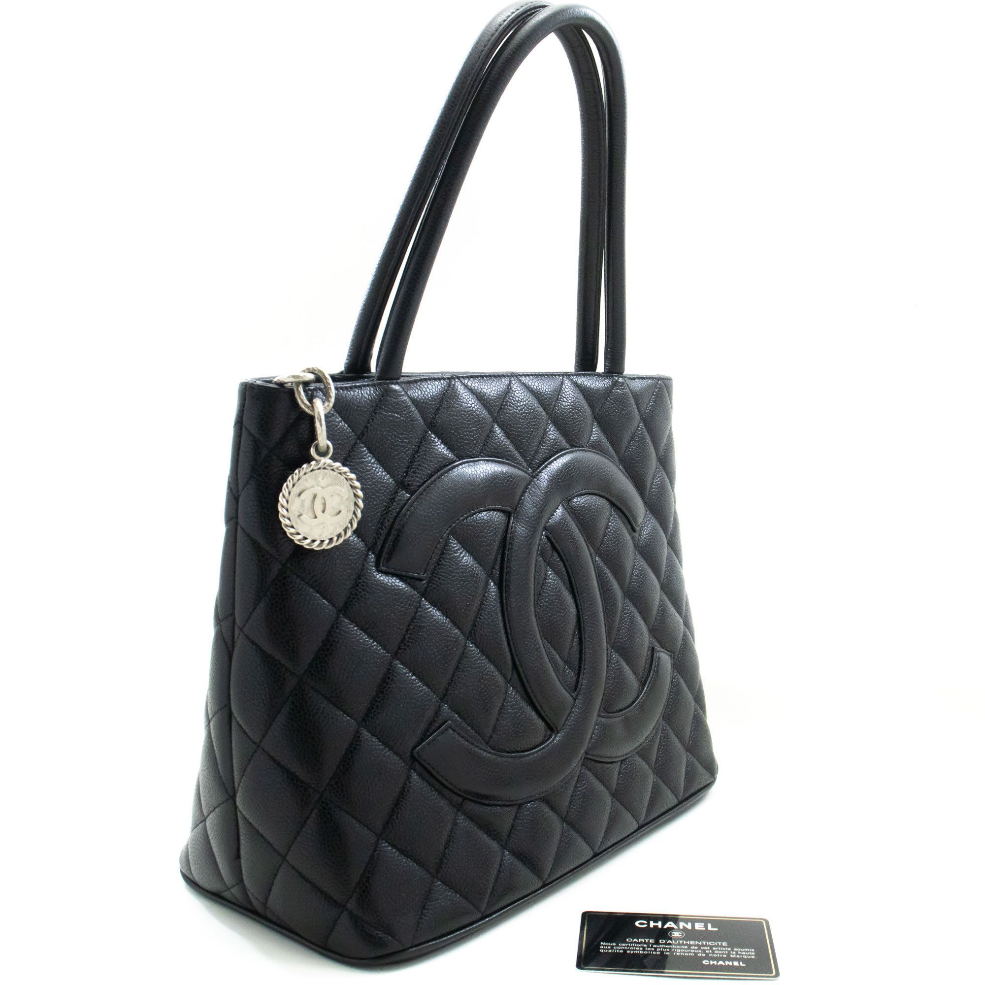 Chanel Medaillon Black Leather Shoulder Bag (Pre-Owned) Size ONE SIZE - 12 Thumbnail