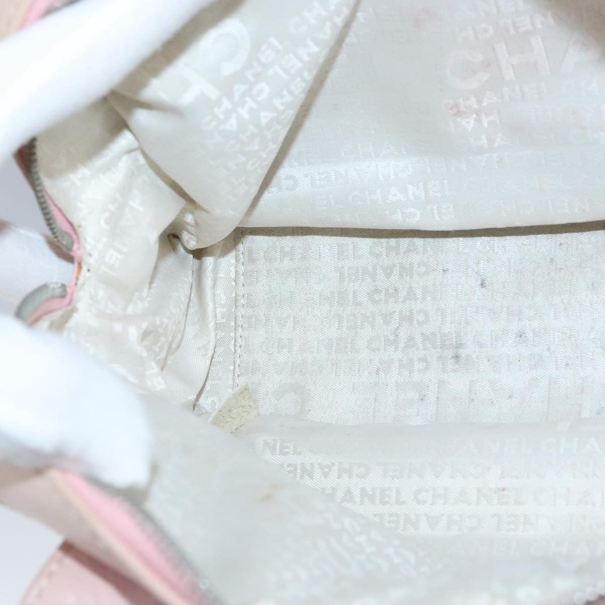 Chanel Pink Canvas Handbag (Pre-Owned) Size ONE SIZE - 11 Thumbnail