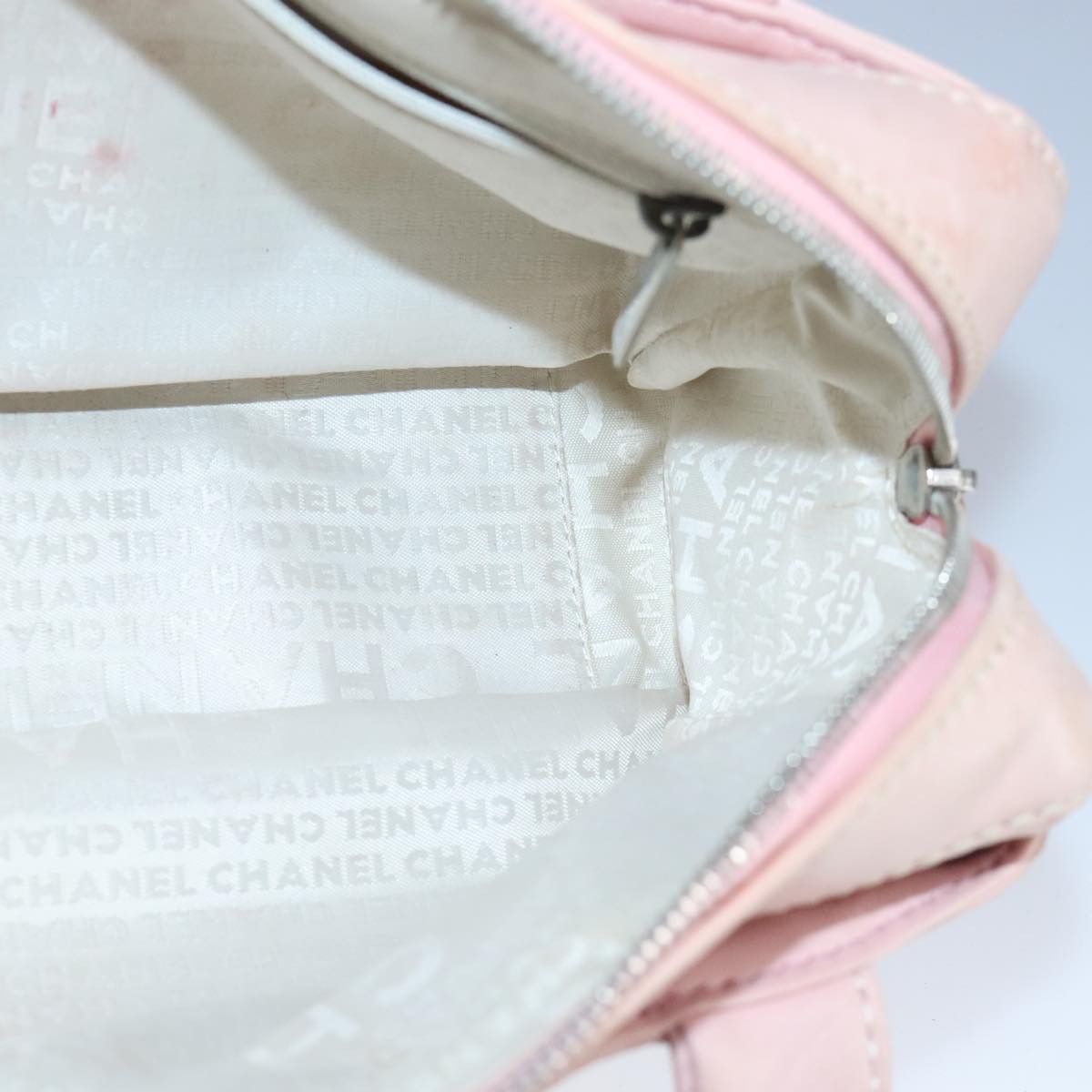 Chanel Pink Canvas Handbag (Pre-Owned) Size ONE SIZE - 20 Thumbnail