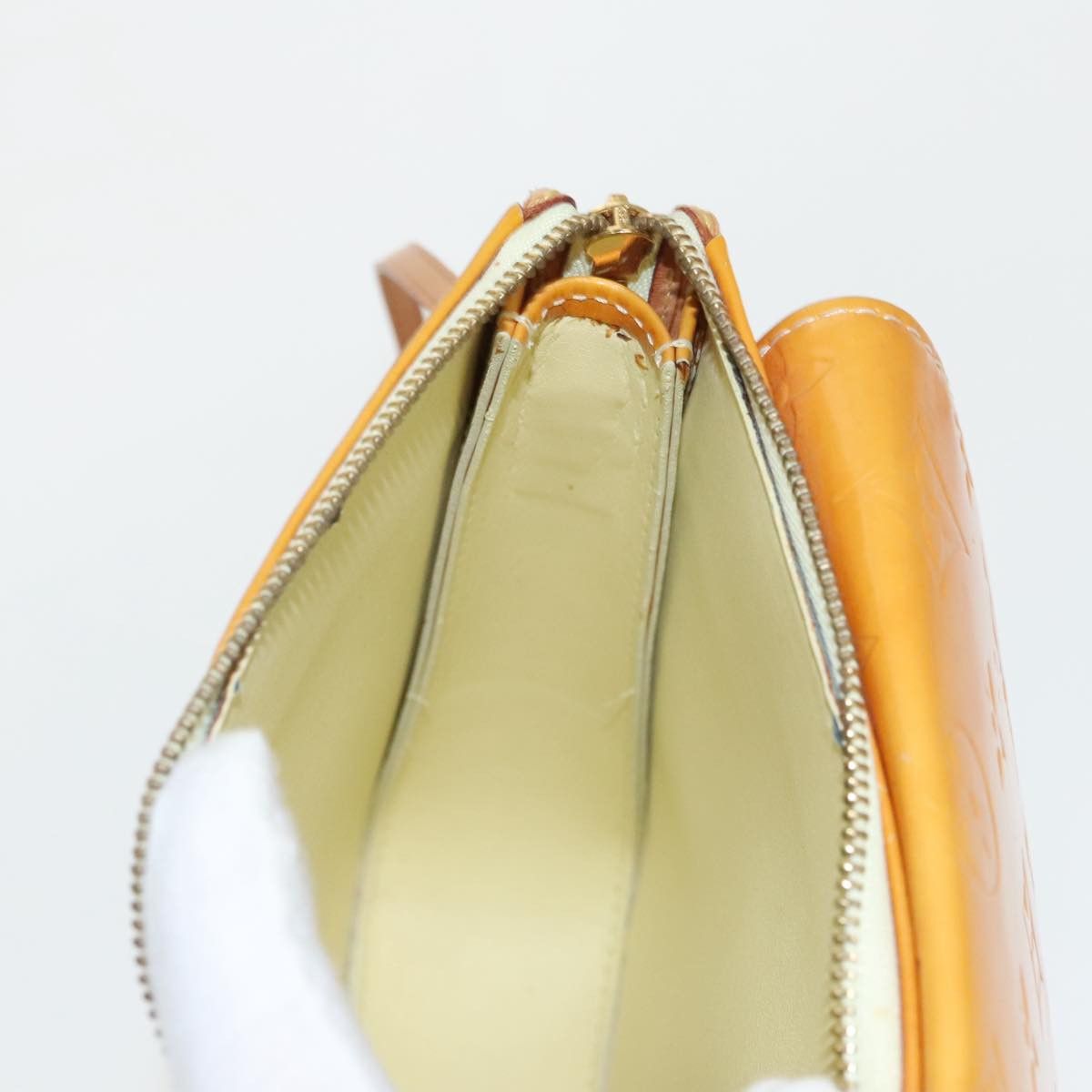 Louis Vuitton Mott Yellow Patent Leather Shoulder Bag (Pre-Owned) Size ONE SIZE - 16 Thumbnail