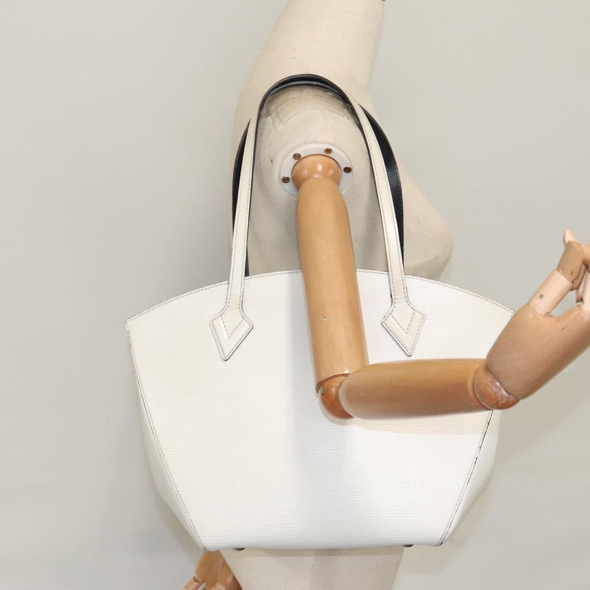 Louis Vuitton Saint Jacques White Leather Handbag (Pre-Owned) Size ONE SIZE - 18 Thumbnail