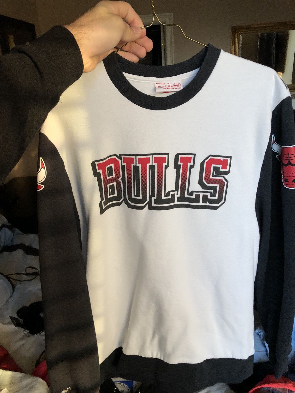 Mitchell & Ness Chicago Bulls Crewneck Mitchell & Ness Size US XL / EU 56 / 4 - 1 Thumbnail