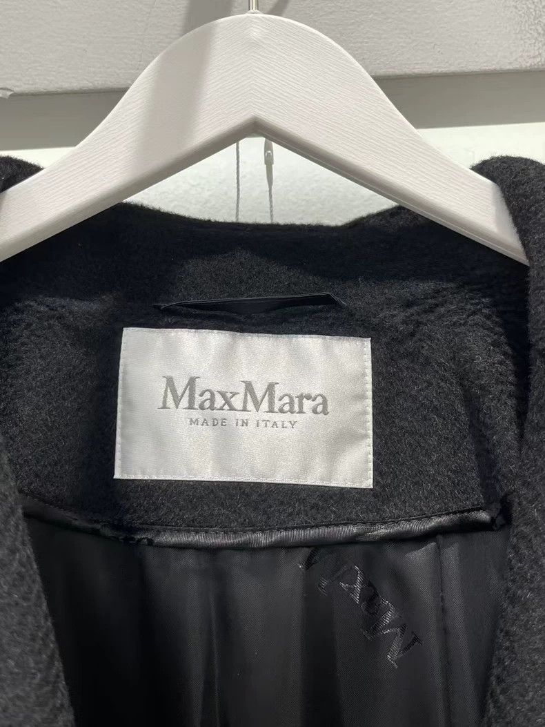 Max Mara MaxMara MANUEL black coat Size US M / EU 48-50 / 2 - 6 Thumbnail