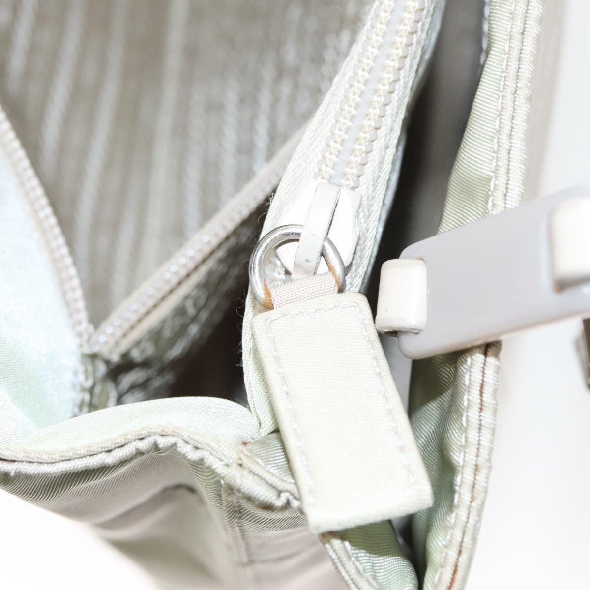 Prada -- Beige Canvas Handbag (Pre-Owned) Size ONE SIZE - 18 Thumbnail