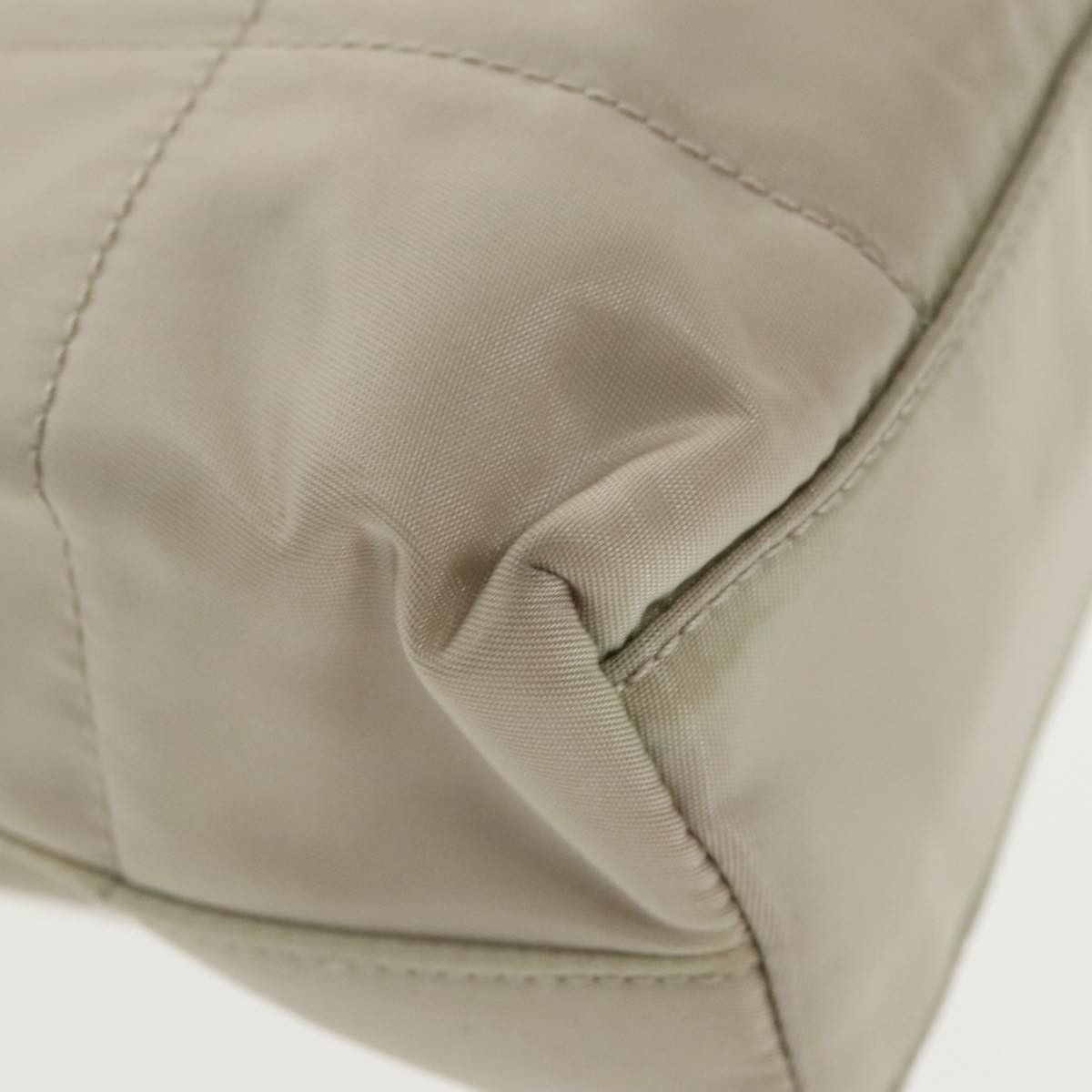 Prada -- Beige Canvas Handbag (Pre-Owned) Size ONE SIZE - 9 Thumbnail