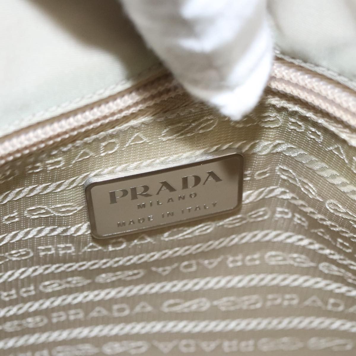 Prada -- Beige Canvas Handbag (Pre-Owned) Size ONE SIZE - 19 Thumbnail
