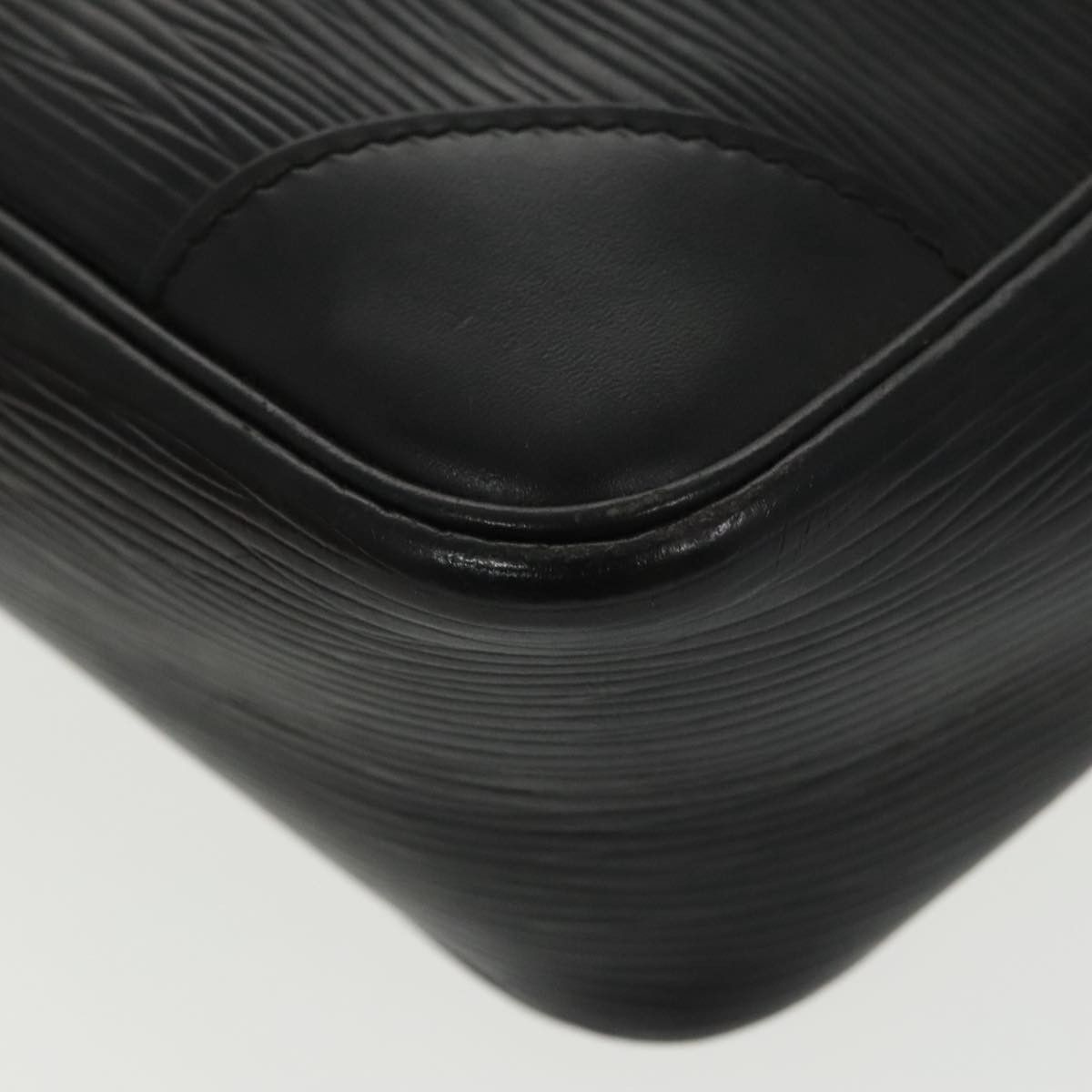 Louis Vuitton Trocadéro Black Leather Shoulder Bag (Pre-Owned) Size ONE SIZE - 11 Thumbnail