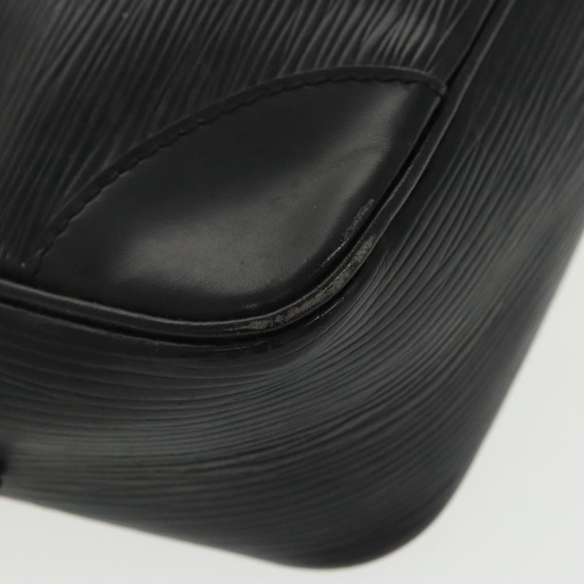 Louis Vuitton Trocadéro Black Leather Shoulder Bag (Pre-Owned) Size ONE SIZE - 12 Thumbnail