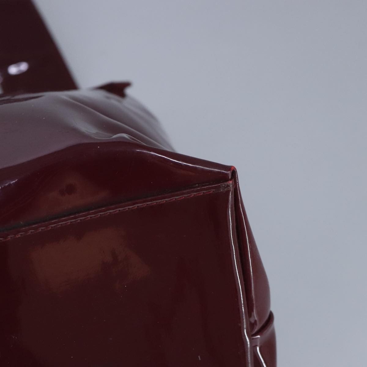 Salvatore Ferragamo Gancini Burgundy Patent Leather Shoulder Bag (Pre-Owned) Size ONE SIZE - 13 Thumbnail