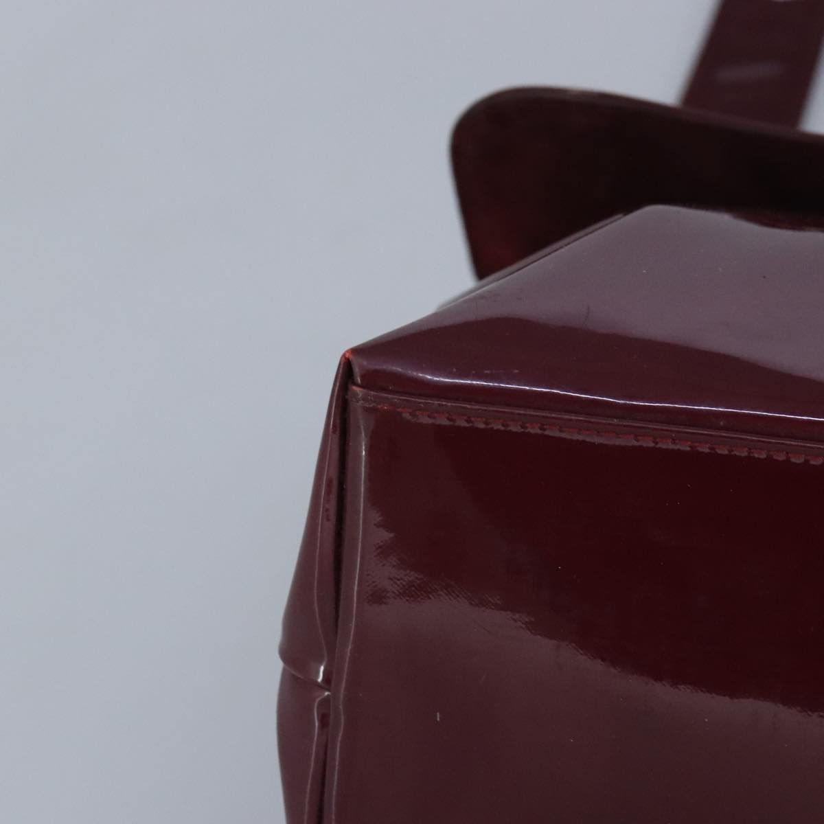 Salvatore Ferragamo Gancini Burgundy Patent Leather Shoulder Bag (Pre-Owned) Size ONE SIZE - 10 Thumbnail