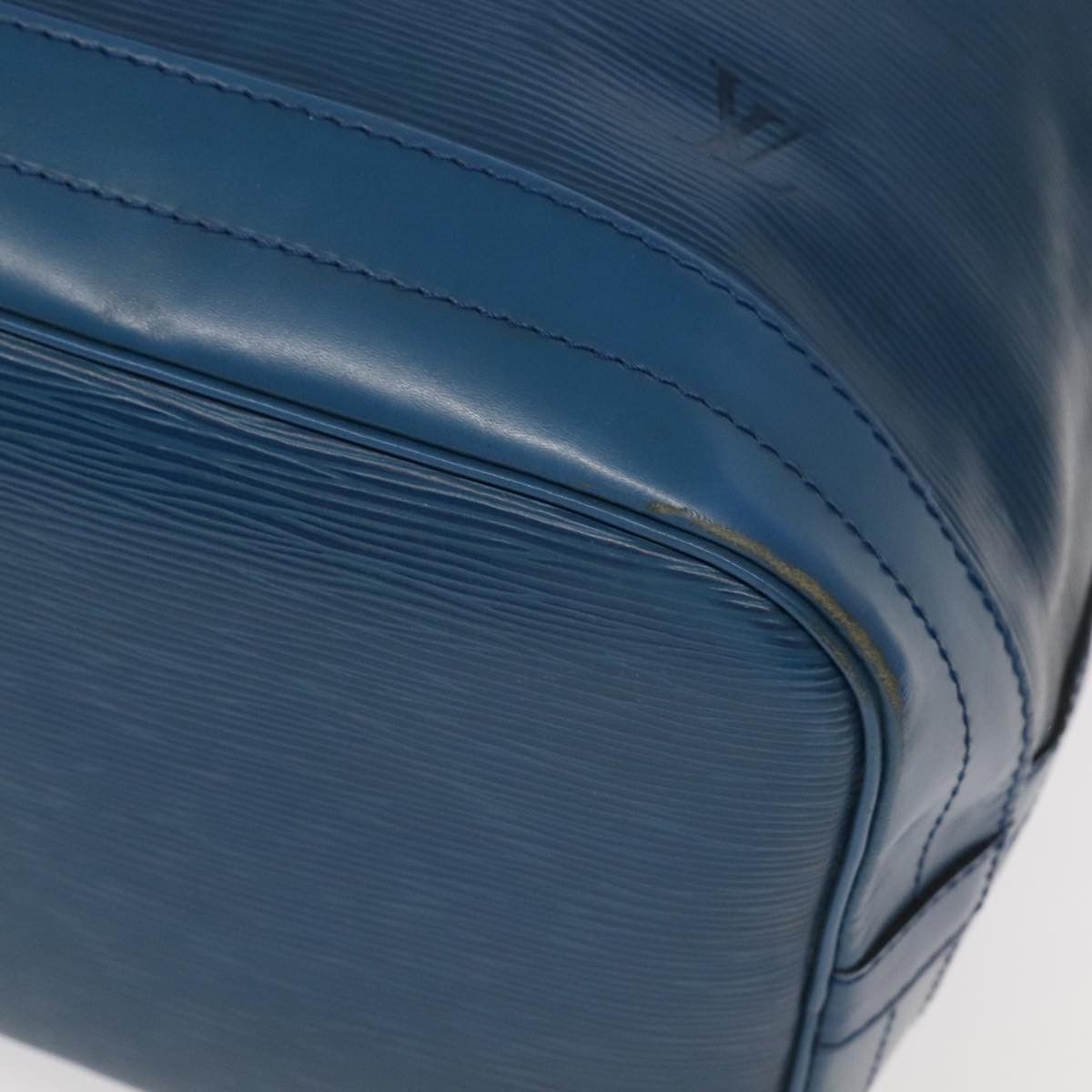 Louis Vuitton Noe Blue Leather Shoulder Bag (Pre-Owned) Size ONE SIZE - 10 Thumbnail