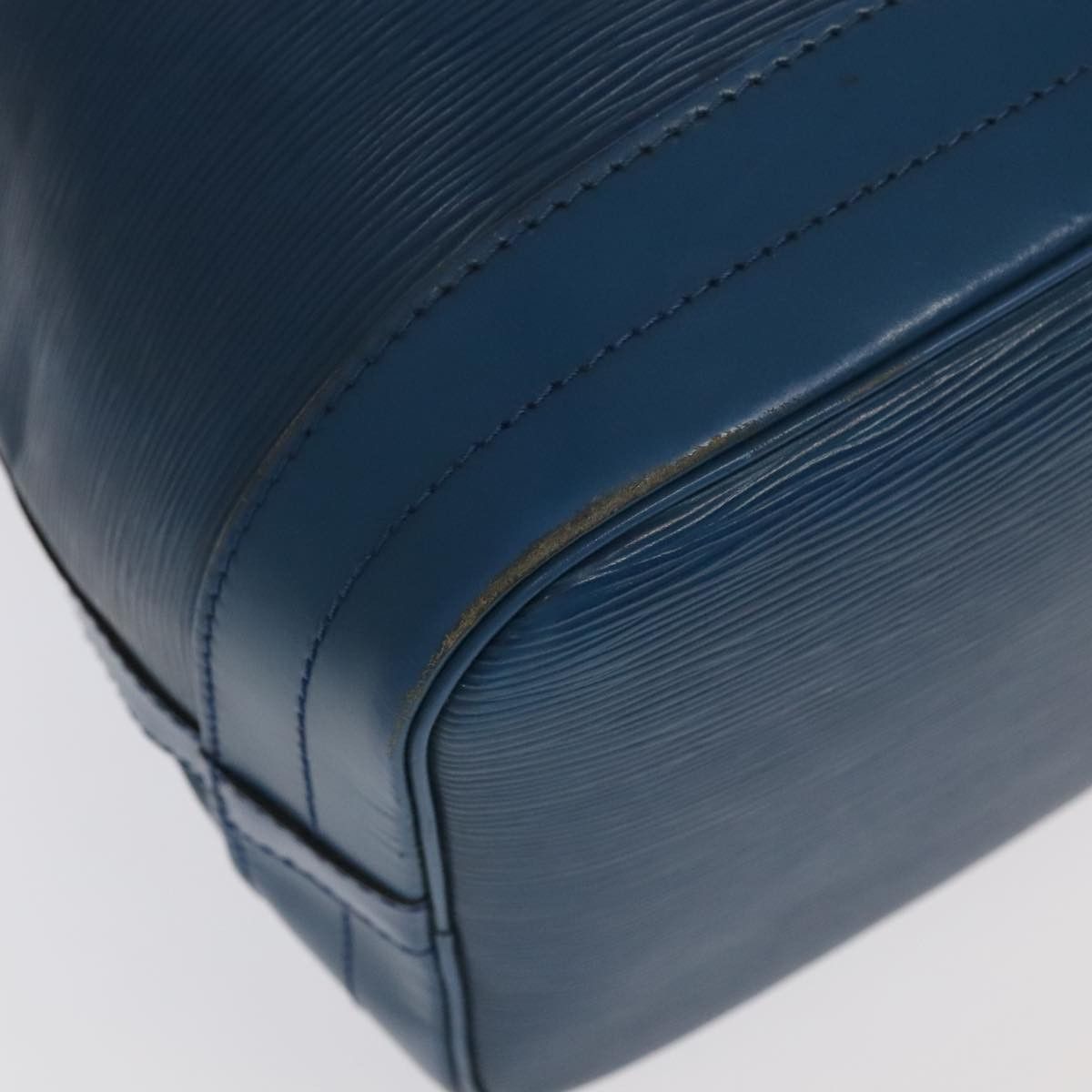 Louis Vuitton Noe Blue Leather Shoulder Bag (Pre-Owned) Size ONE SIZE - 13 Thumbnail