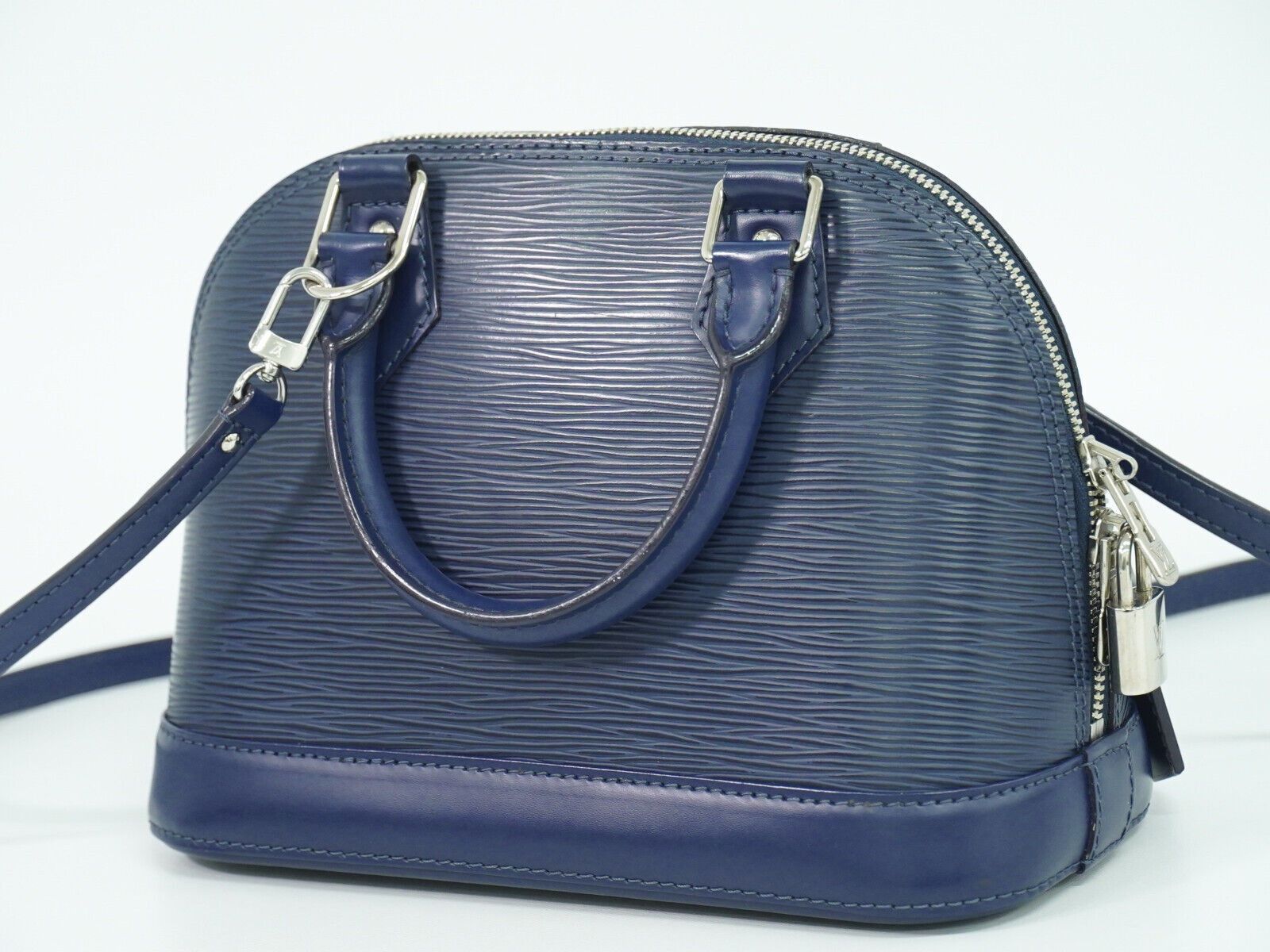 Louis Vuitton Alma Bb Navy Leather Handbag (Pre-Owned) Size ONE SIZE - 2 Thumbnail