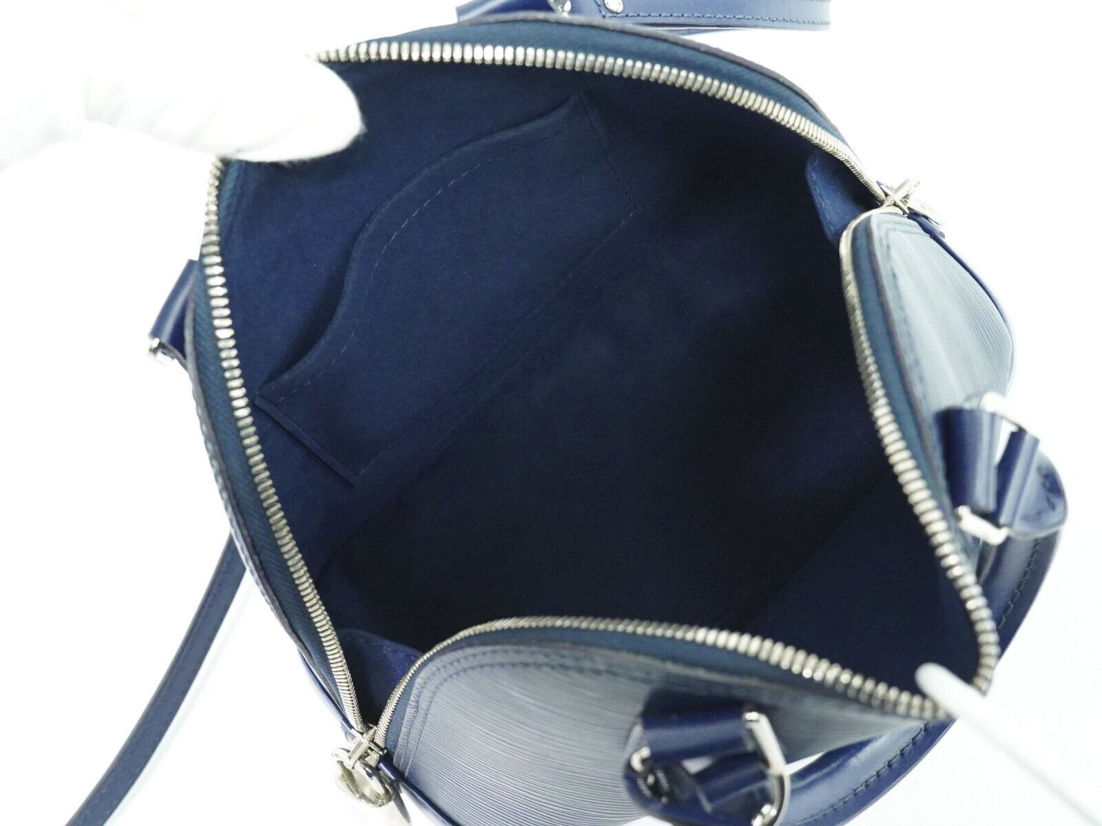 Louis Vuitton Alma Bb Navy Leather Handbag (Pre-Owned) Size ONE SIZE - 8 Thumbnail