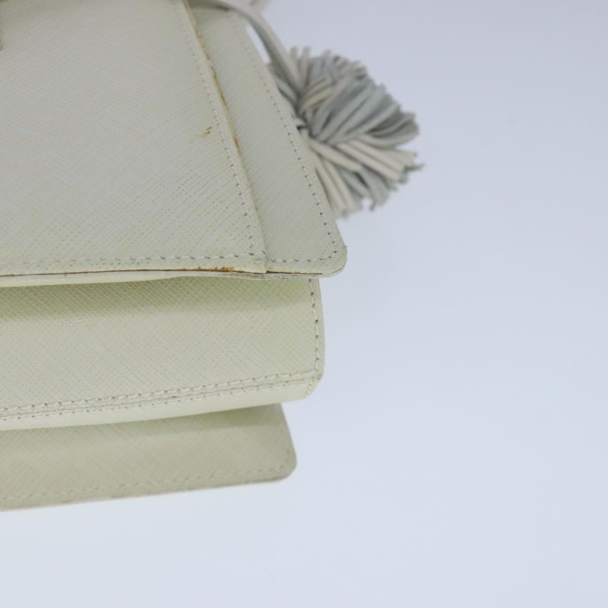 Salvatore Ferragamo Gancini White Leather Handbag (Pre-Owned) Size ONE SIZE - 10 Thumbnail