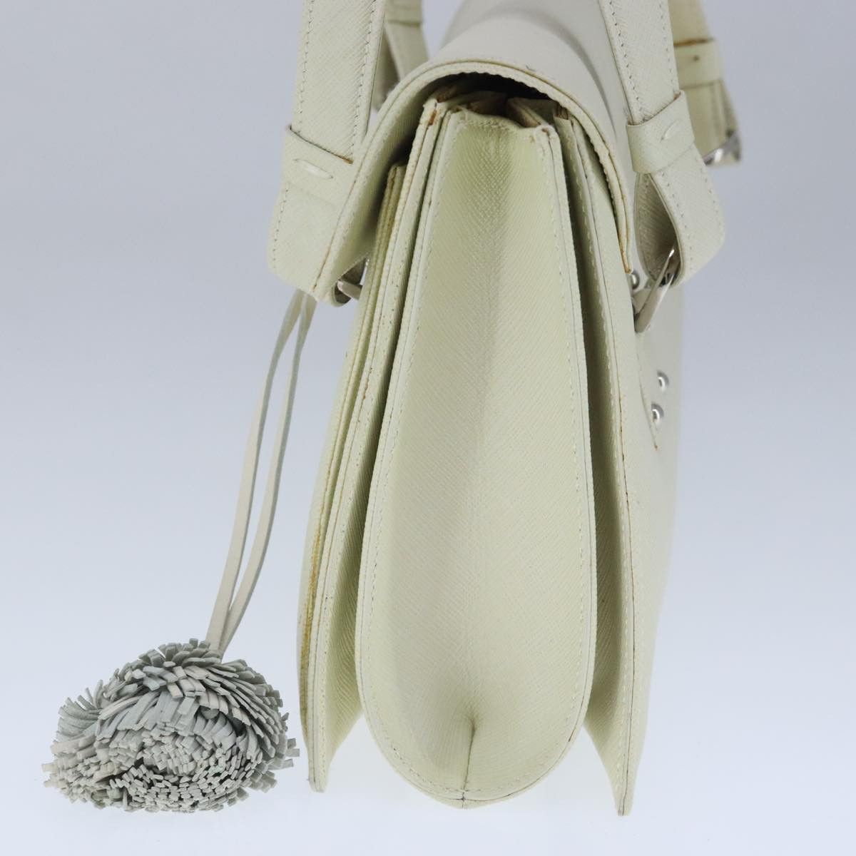 Salvatore Ferragamo Gancini White Leather Handbag (Pre-Owned) Size ONE SIZE - 4 Thumbnail