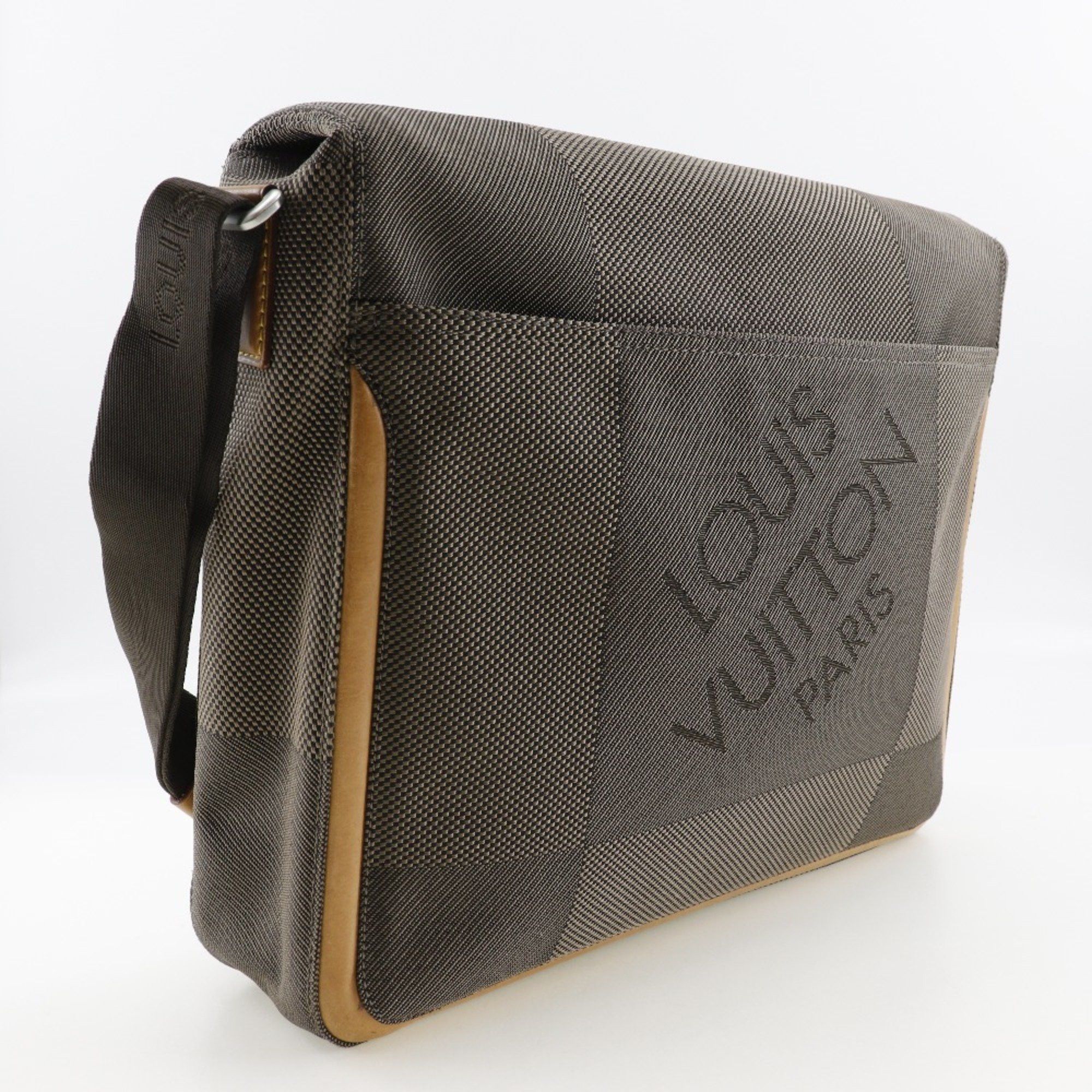 Louis Vuitton Louis Vuitton Messager Shoulder Bag M93030 Damier Geant Canvas Tail 2004 Brown VI0034 Type Men's Size ONE SIZE - 3 Thumbnail